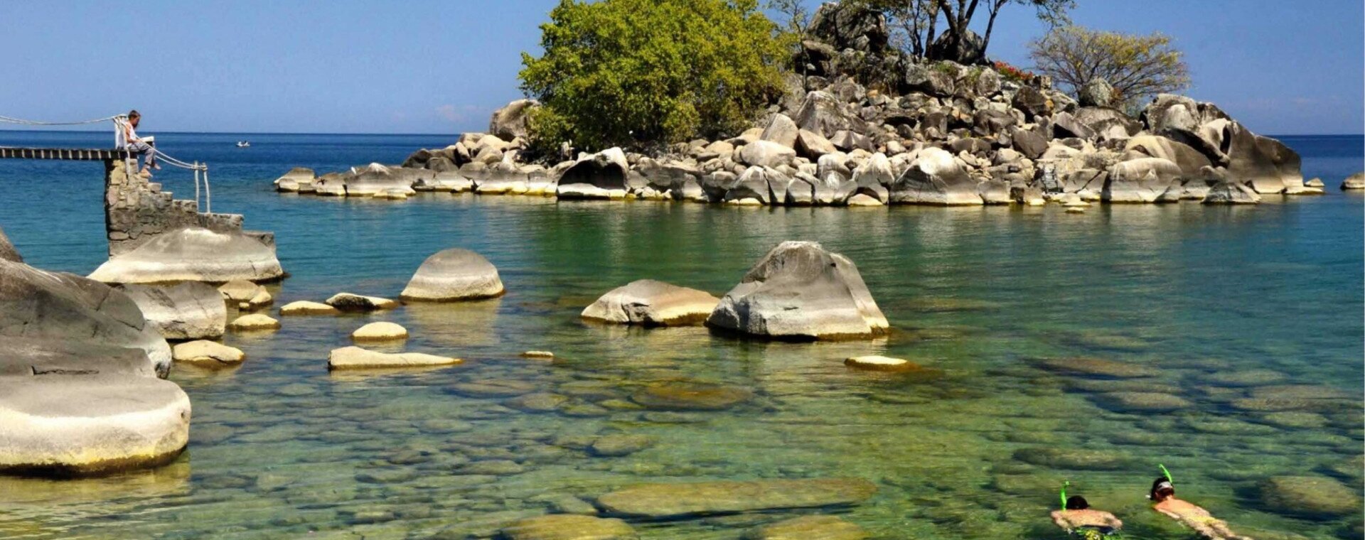 Lake of the superlatives in danger: Lake Malawi is “Threatened Lake of the Year 2022“